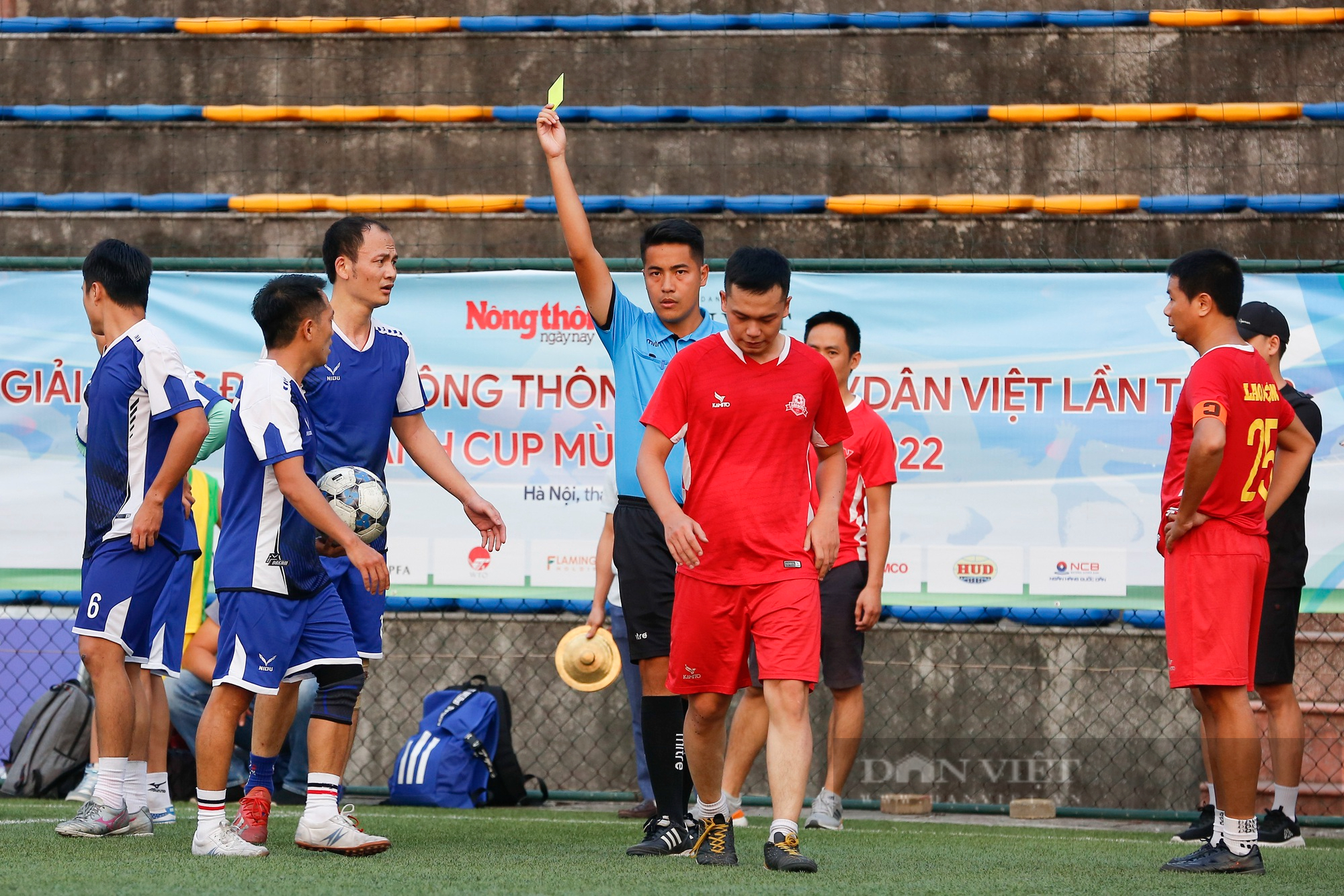 Đội bóng VOV chính thức lên ngôi vô địch sau chiến thắng nghẹt thở trước báo Lao Động - Ảnh 11.