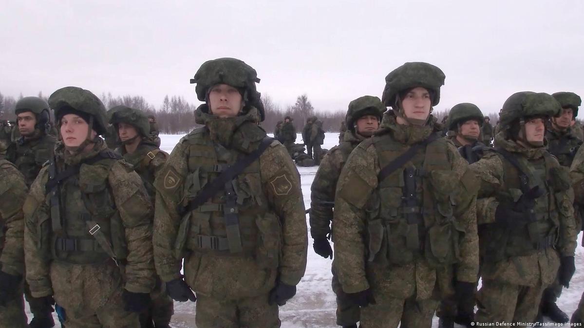 Quân đội Nga rút khỏi thành phố Kherson chỉ là cái bẫy? - Ảnh 3.