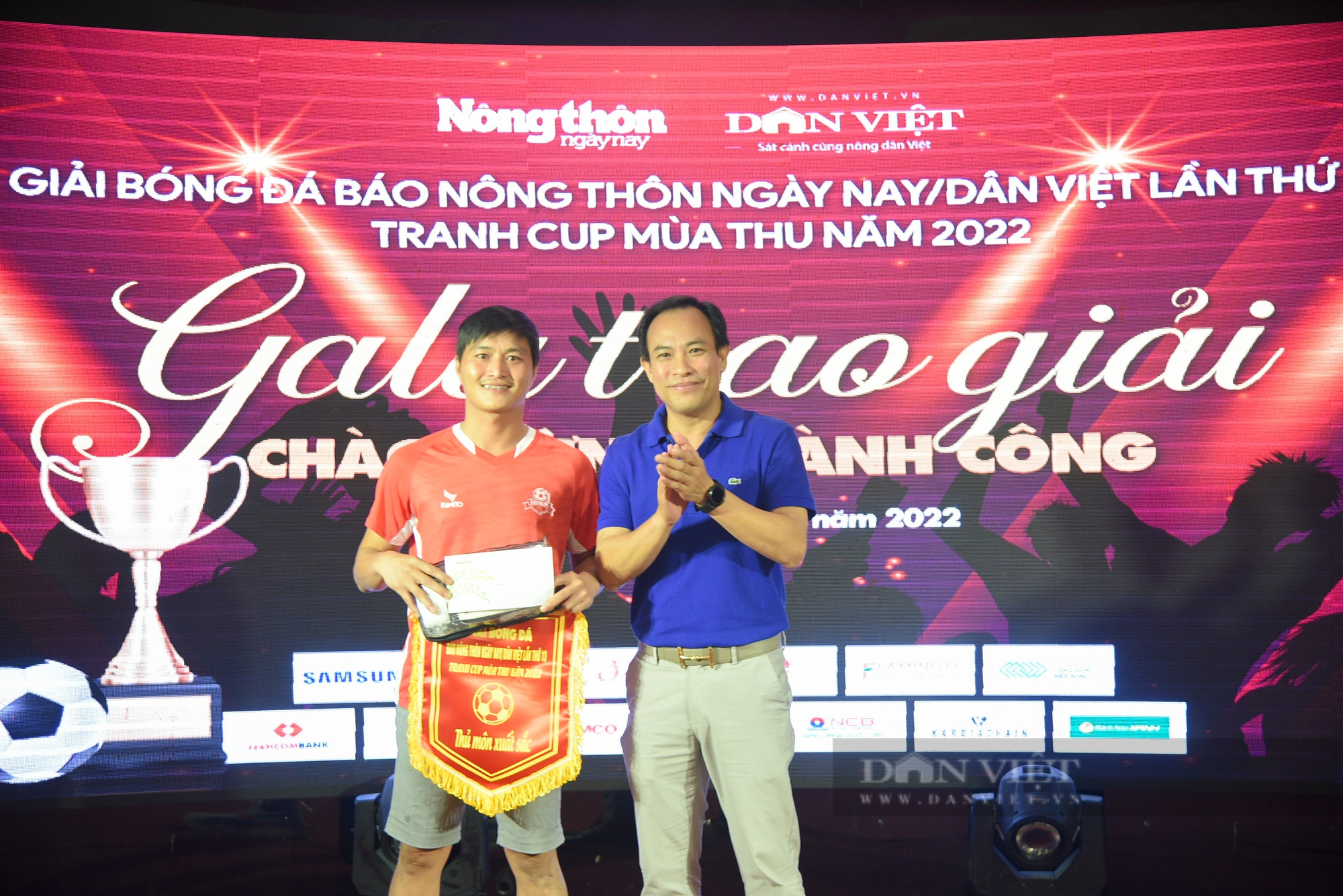 Hình ảnh Lễ bế mạc và Gala trao Giải bóng đá NTNN/Dân Việt 2022 - Ảnh 9.