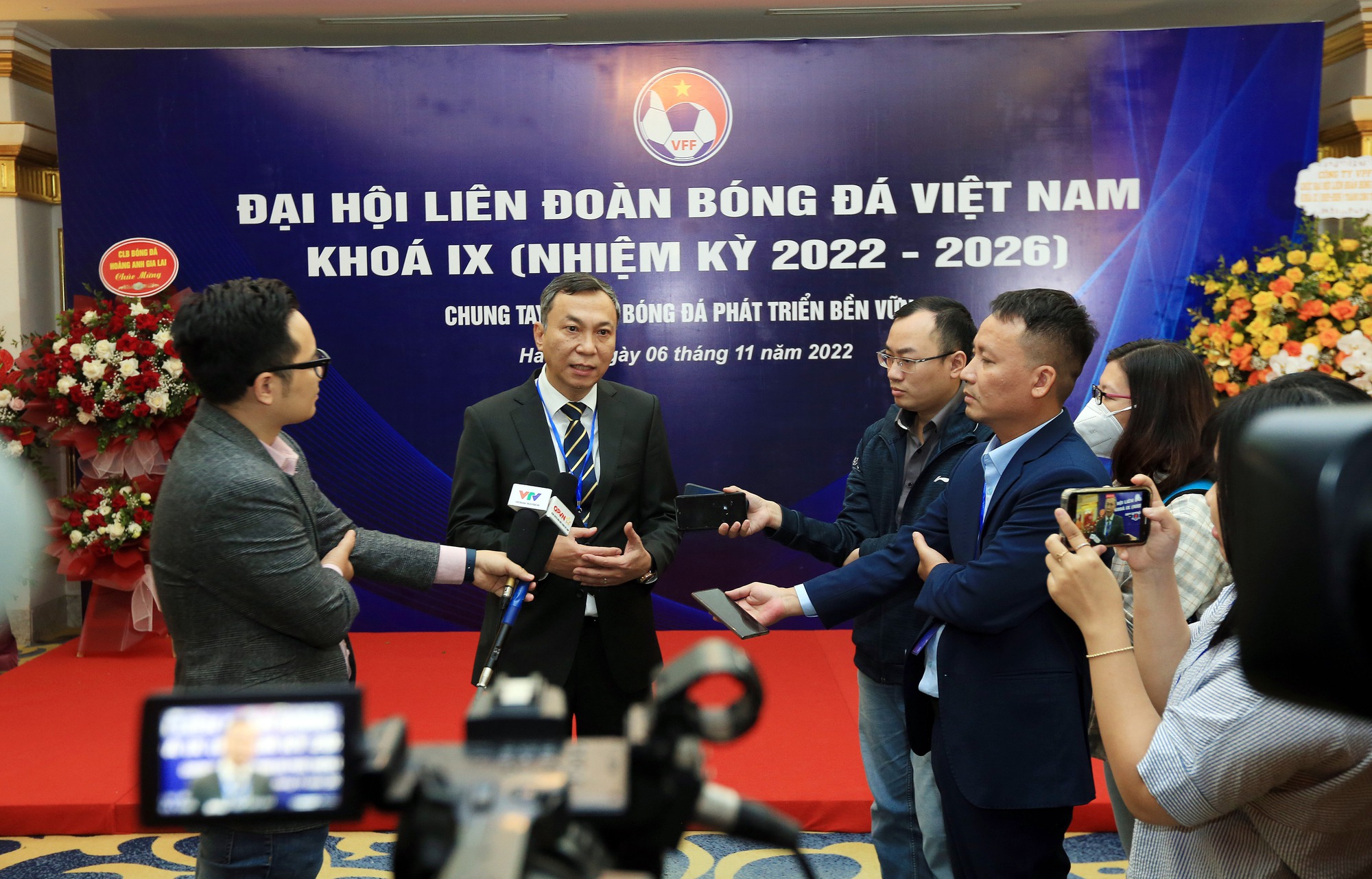 Chủ tịch VFF Trần Quốc Tuấn: &quot;Phấn đấu đưa ĐT Việt Nam sớm góp mặt tại World Cup&quot; - Ảnh 1.