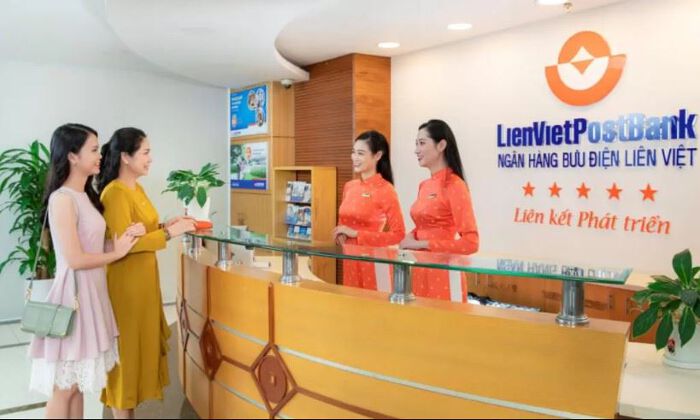 LienVietPostBank (LBP) chốt ngày trả cổ tức tỷ lệ 15%, dự chi hơn 1.814 tỷ đồng mua lại trái phiếu trước hạn - Ảnh 1.