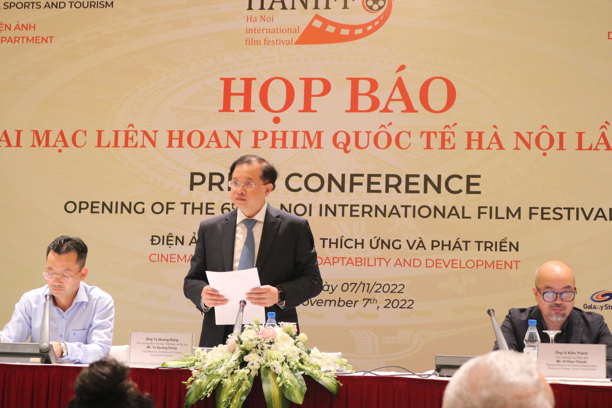 Nhiều nhà làm phim nước ngoài xuất hiện tại Liên hoan phim Quốc tế Hà Nội 2022  - Ảnh 1.