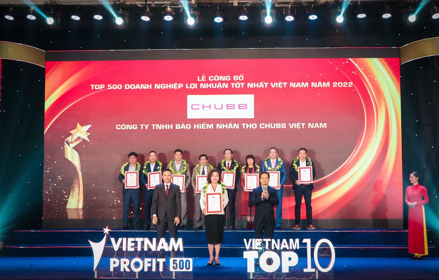 Chubb Life Việt Nam tiếp tục được vinh danh “Top 500 doanh nghiệp lợi nhuận tốt nhất Việt Nam” - Ảnh 1.