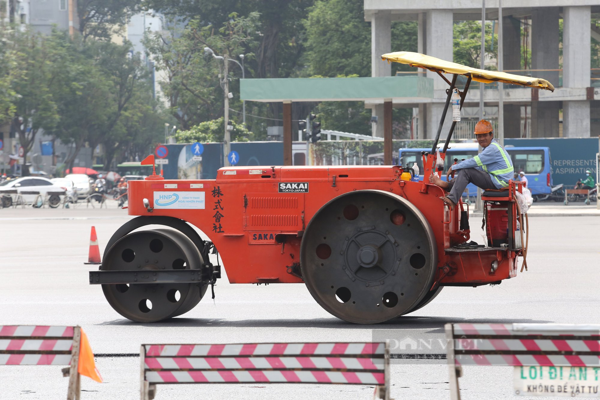 Chuẩn bị trả mặt bằng phía trước chợ Bến Thành: Giảm ùn tắc giao thông xung quanh mặt đường Lê Lợi - Ảnh 5.