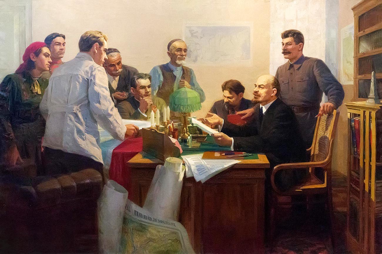 Phương án thành lập Liên Xô của Lenin và Stalin khác nhau thế nào?  - Ảnh 1.