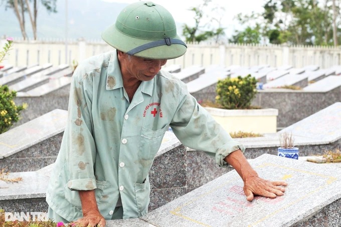 Cựu binh ngày ngày “canh” giấc ngủ cho liệt sỹ - Ảnh 7.