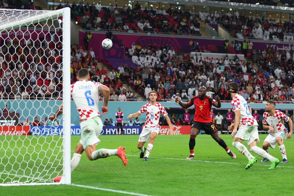 Chùm ảnh: Lukaku “đá bay” cơ hội vào vòng 1/8 World Cup 2022 của ĐT Bỉ - Ảnh 4.