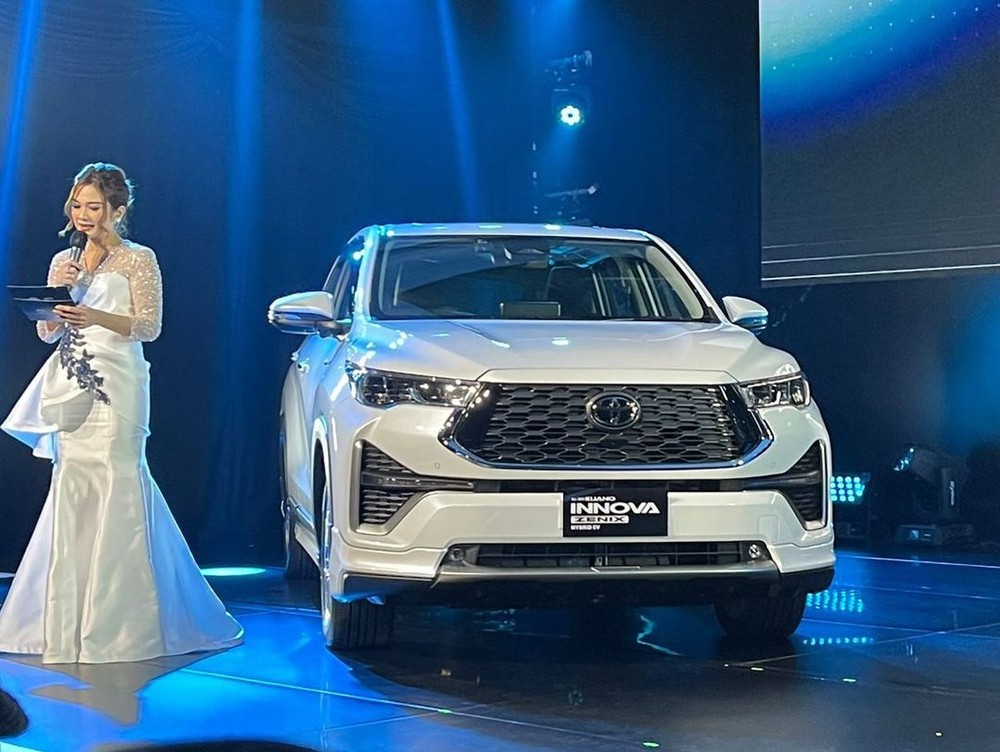 Đại lý Việt Nam nhận đặt cọc Toyota Innova 2023, lộ thời gian ra mắt và mức giá dự kiến - Ảnh 1.