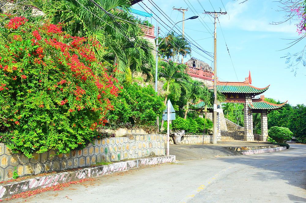 Một ngọn núi ở An Giang chỉ cao 237m, nhưng nổi tiếng cả nước, nói tên thì ai ở miền Tây cũng biết - Ảnh 3.