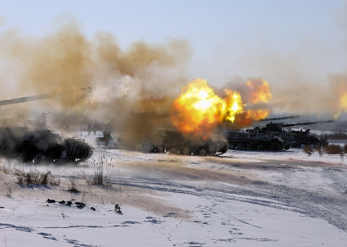 Nga triển khai pháo mạnh nhất tới Bakhmut nhưng đối mặt nguy cơ 'đắp chiếu' vì hết đạn - Ảnh 1.