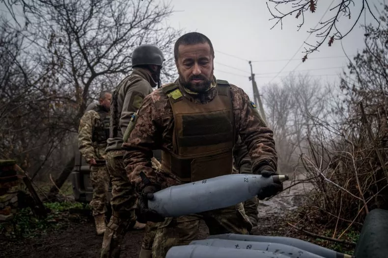 Ukraine tấn công 9 sở chỉ huy Nga, Moscow 'nổi đóa' tố quân đội Kiev có 'hành vi hung hăng' - Ảnh 1.