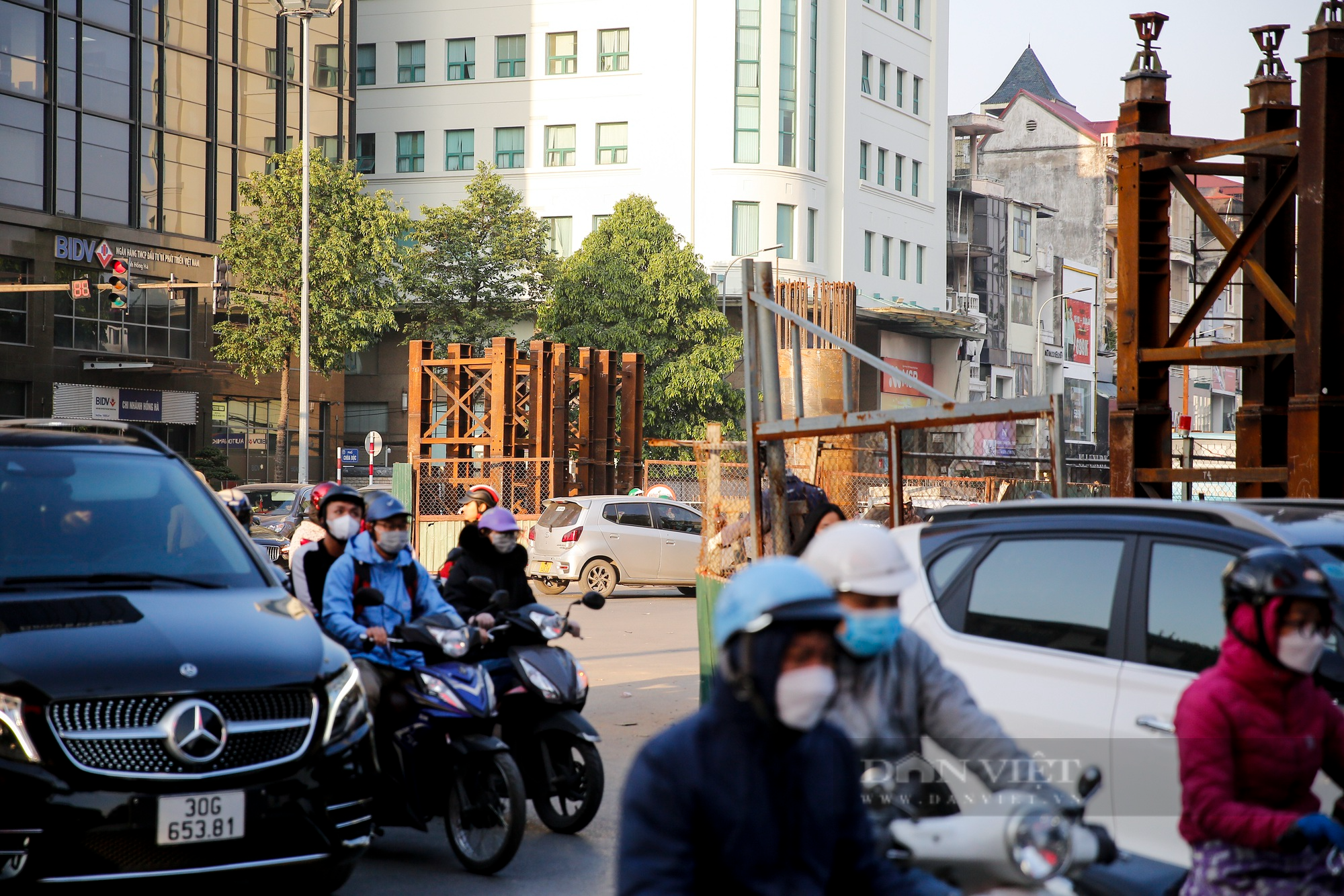 Hà Nội: Cầu vượt trăm tỷ Chùa Bộc - Phạm Ngọc Thạch đang dần lộ diện - Ảnh 8.