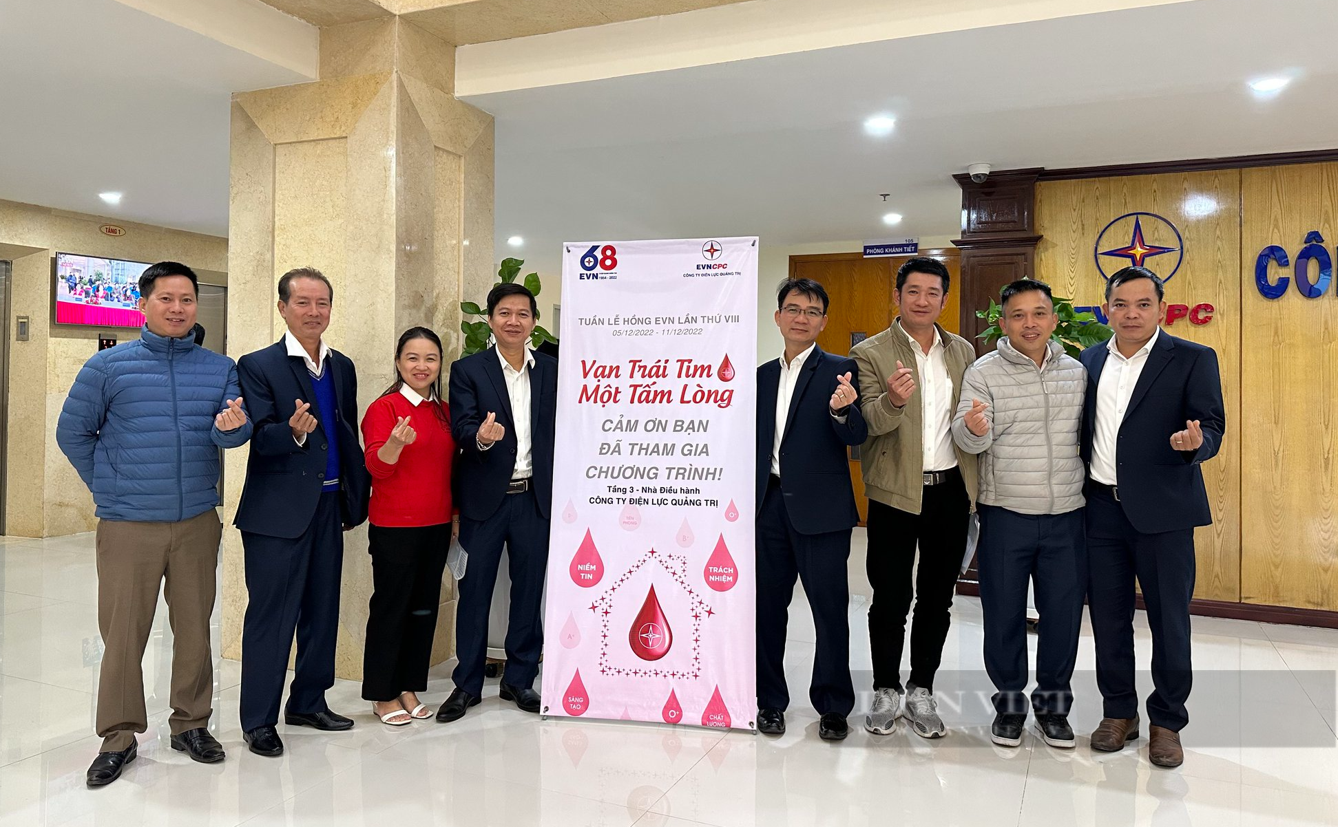 Quảng Trị: Hơn 300 người đăng ký tham gia hiến máu - Ảnh 7.