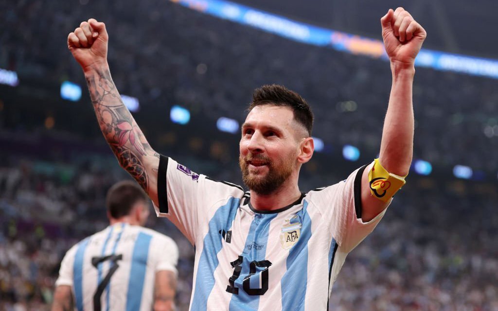 Argentina đại thắng Croatia, Messi tạo ra hàng loạt kỷ lục mới 