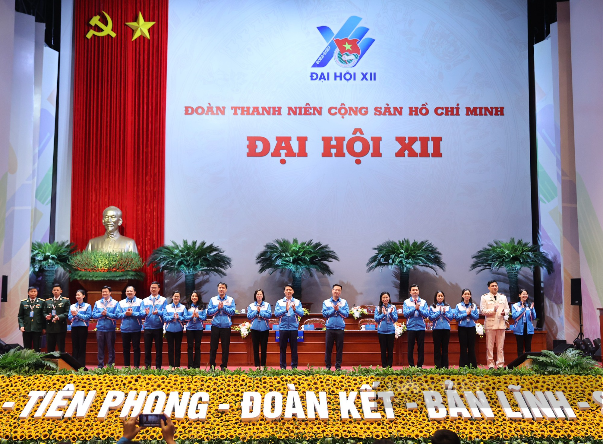 Hình ảnh khai mạc Đại hội đại biểu toàn quốc Đoàn TNCS Hồ Chí Minh lần thứ XII - Ảnh 3.