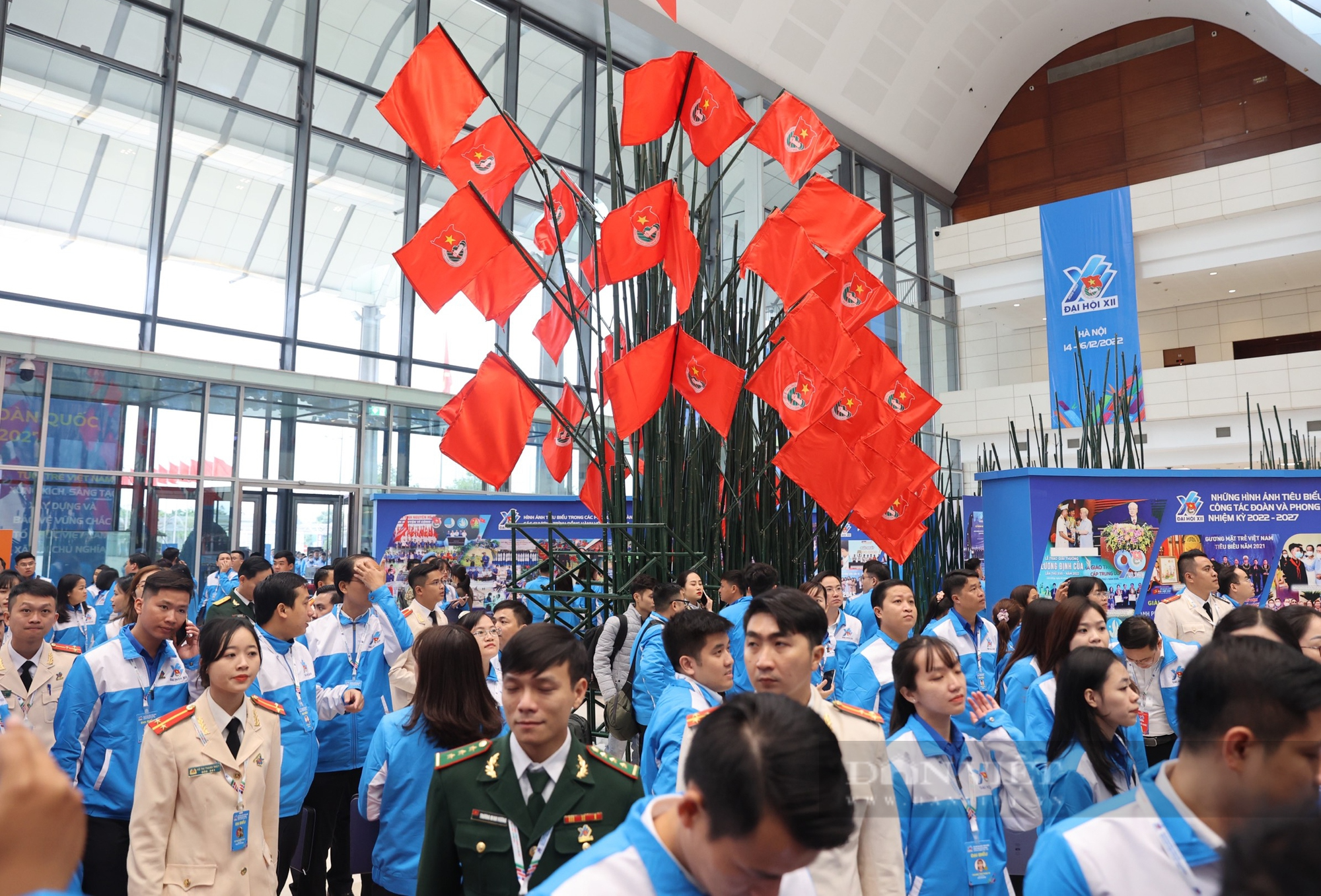 Hình ảnh khai mạc Đại hội đại biểu toàn quốc Đoàn TNCS Hồ Chí Minh lần thứ XII - Ảnh 8.