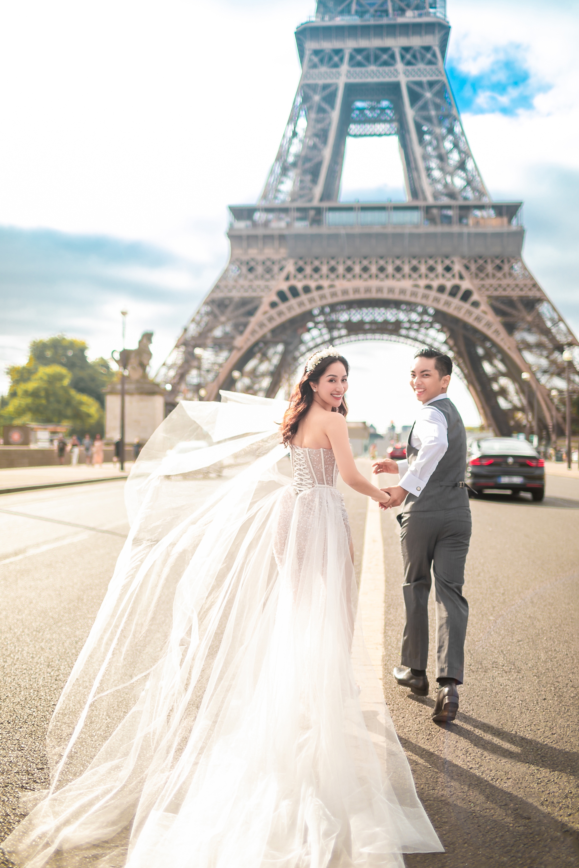 Khánh Thi – Phan Hiển tung bộ ảnh cưới lãng mạn ở tháp Eiffel - Ảnh 6.