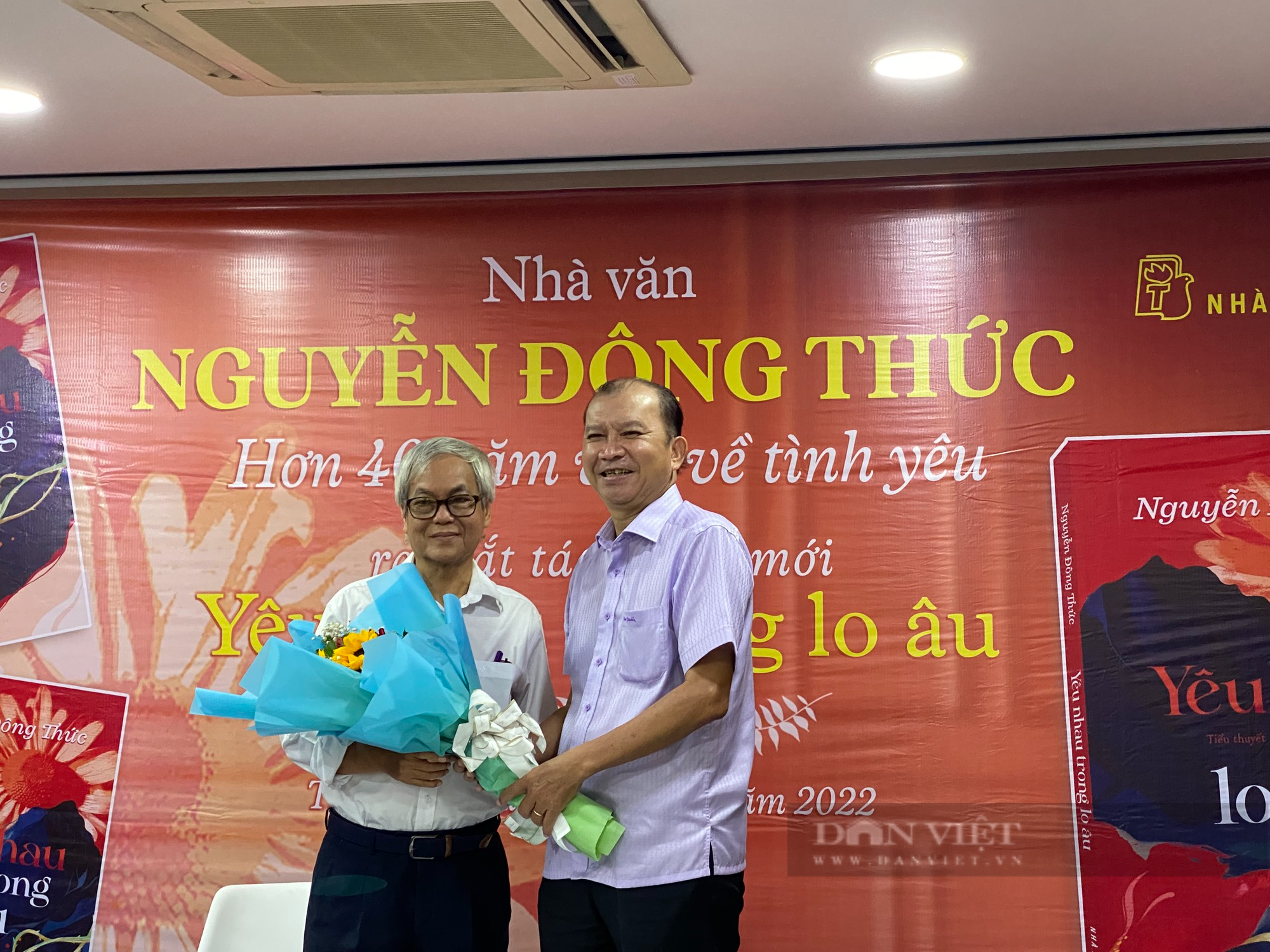 &quot;Yêu nhau trong lo âu&quot; - Trăn trở nhói lòng về thân phận và tình yêu - Ảnh 4.