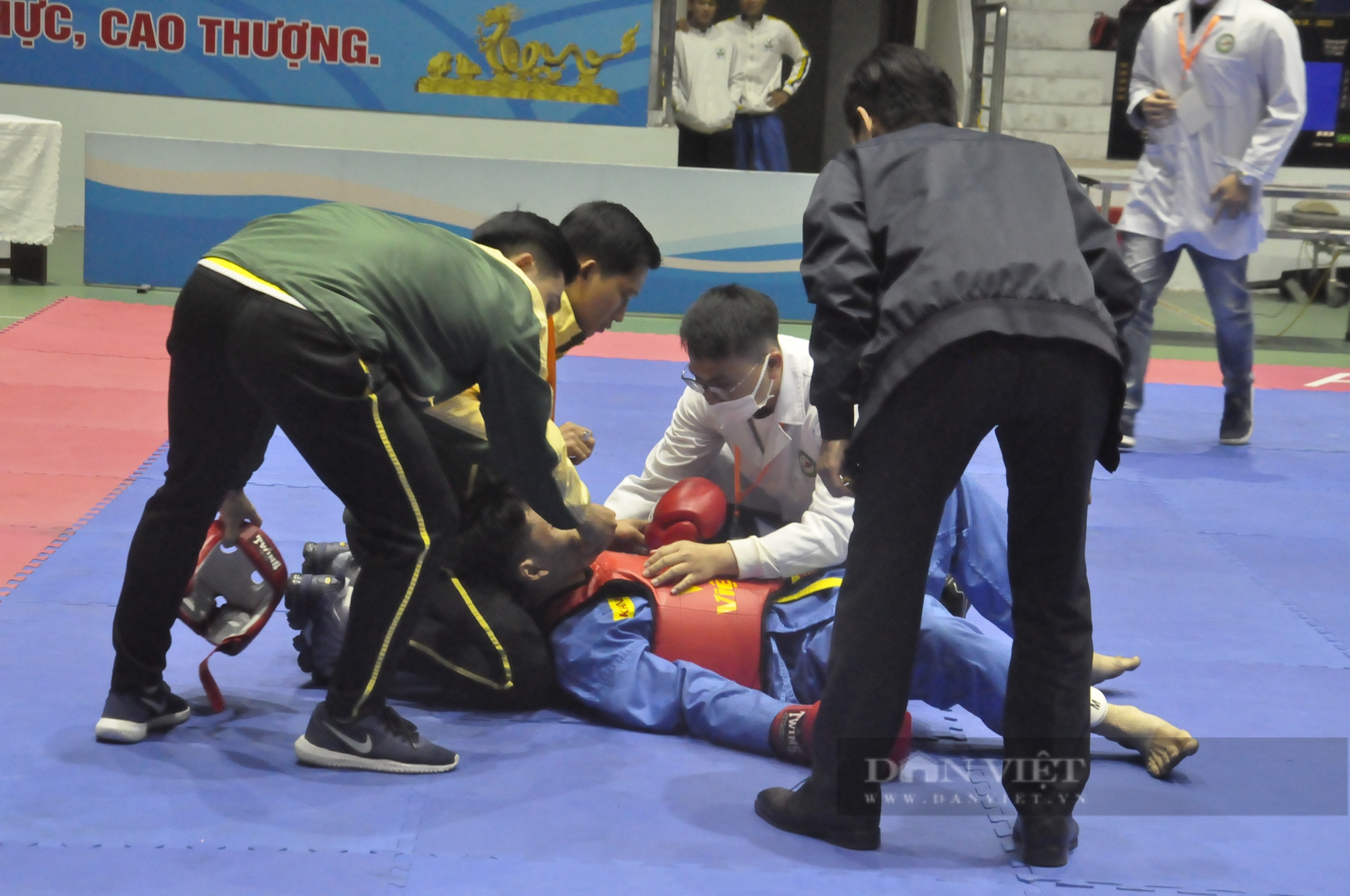 Hạ đo ván đối thủ, võ sư Vovinam giành HCV cho đoàn Hà Nội - Ảnh 8.