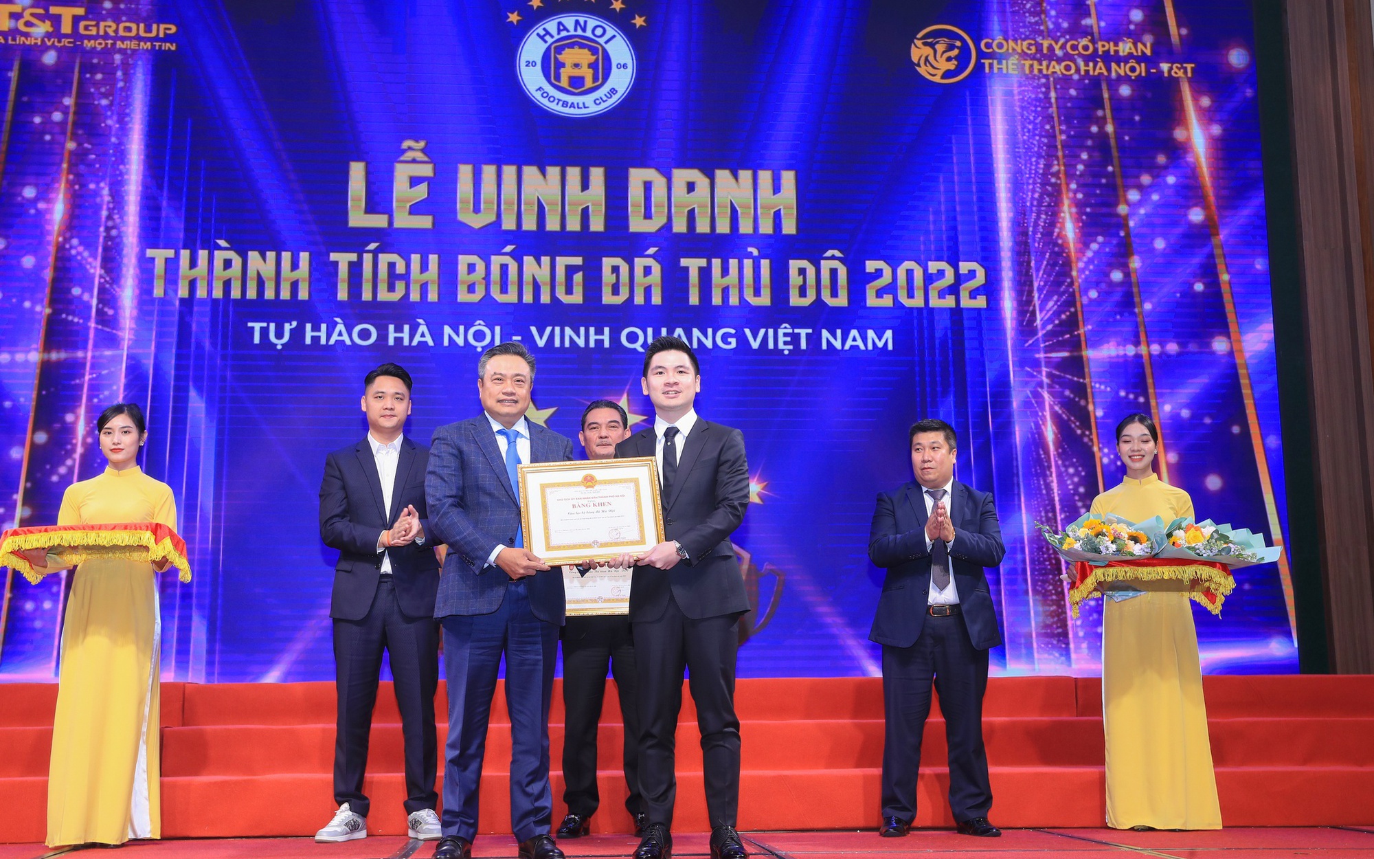 Chủ tịch Đỗ Vinh Quang: "Chúng tôi chỉ có 1 ngôi sao duy nhất là CLB Hà Nội"