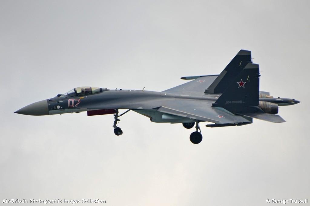 Nga nâng cấp tiêm kích Su-35SM khiến sức mạnh Không quân Nga vượt trội - Ảnh 10.