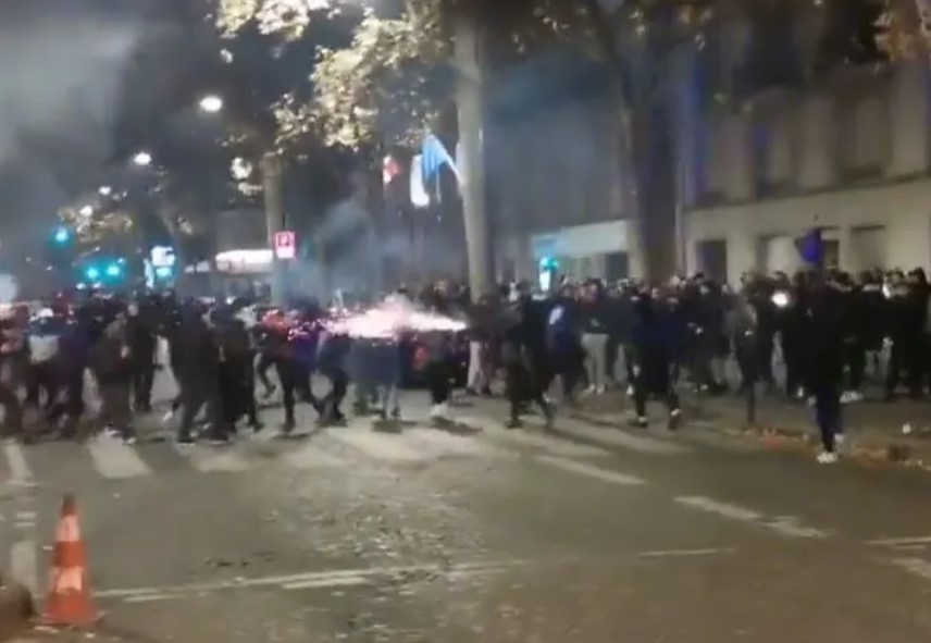 Bạo loạn ở Pháp sau khi đội nhà vào chung kết World Cup: 1 người thiệt mạng, hàng trăm người bị bắt - Ảnh 3.
