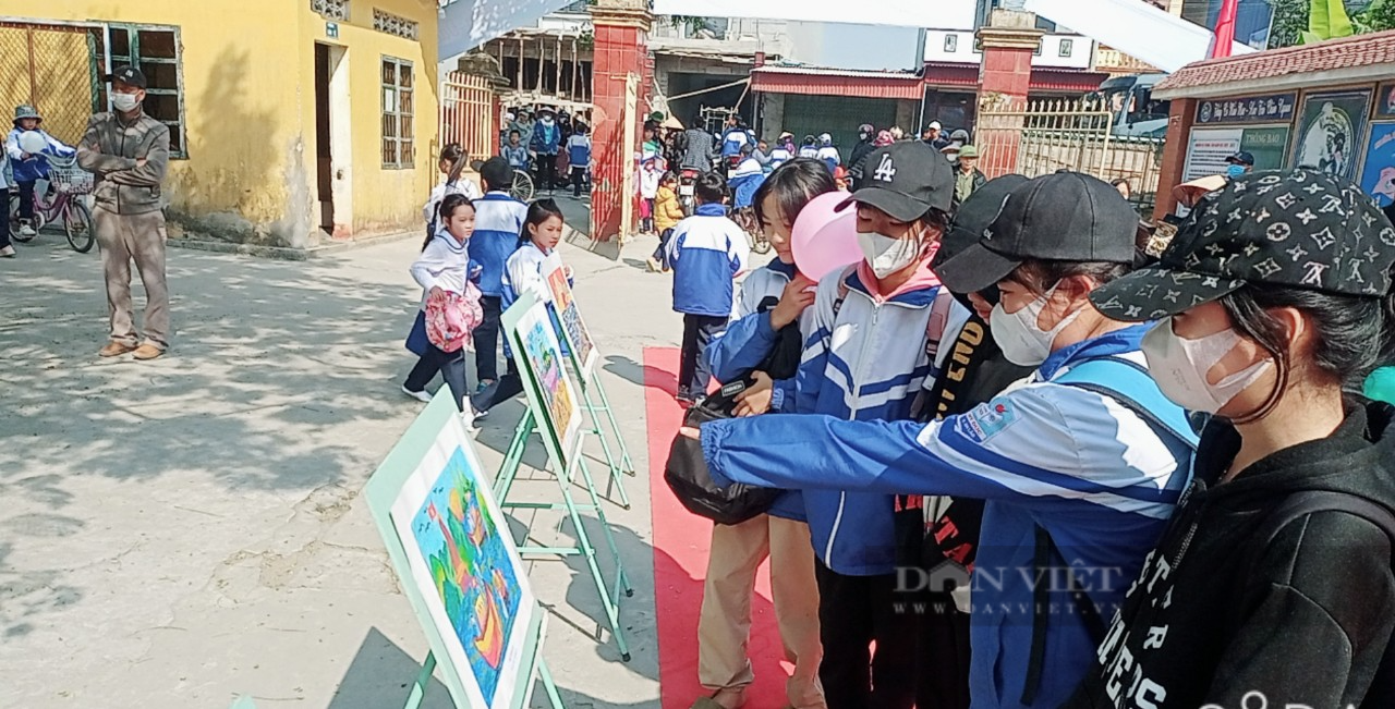 Thầy, trò và phụ huynh trường Tiểu học Mỹ Đức II hào hứng hưởng ứng chuyên đề “Biển đảo trong trái tim em” - Ảnh 9.