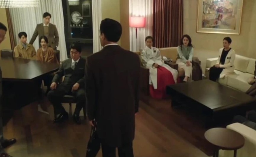 Phim Cậu út nhà tài phiệt tập 12: Chủ tịch Jin được cháu út Do Joon cứu nguy - Ảnh 2.