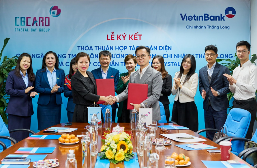 Lễ ký kết hợp tác toàn diện giữa Crystal Bay Card & Vietinbank chi nhánh Thăng Long - Ảnh 1.