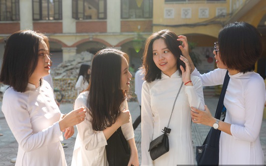 Tranh cãi lịch nghỉ Tết Nguyên đán 2023 của học sinh Hà Nội 8 ngày chưa hợp lý