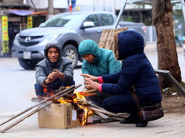 Chuyên gia dự báo thời tiết: Miền Bắc vào đợt rét đậm, rét hại, đỉnh điểm sẽ trong 2 ngày 18-19/12 - Ảnh 1.