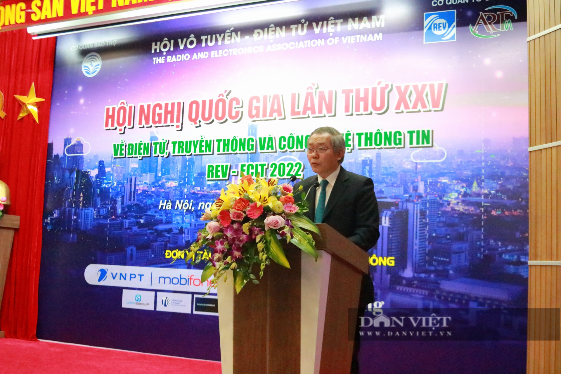 Hạ tầng số là chìa khóa tăng tốc chuyển đổi số Việt Nam - Ảnh 1.