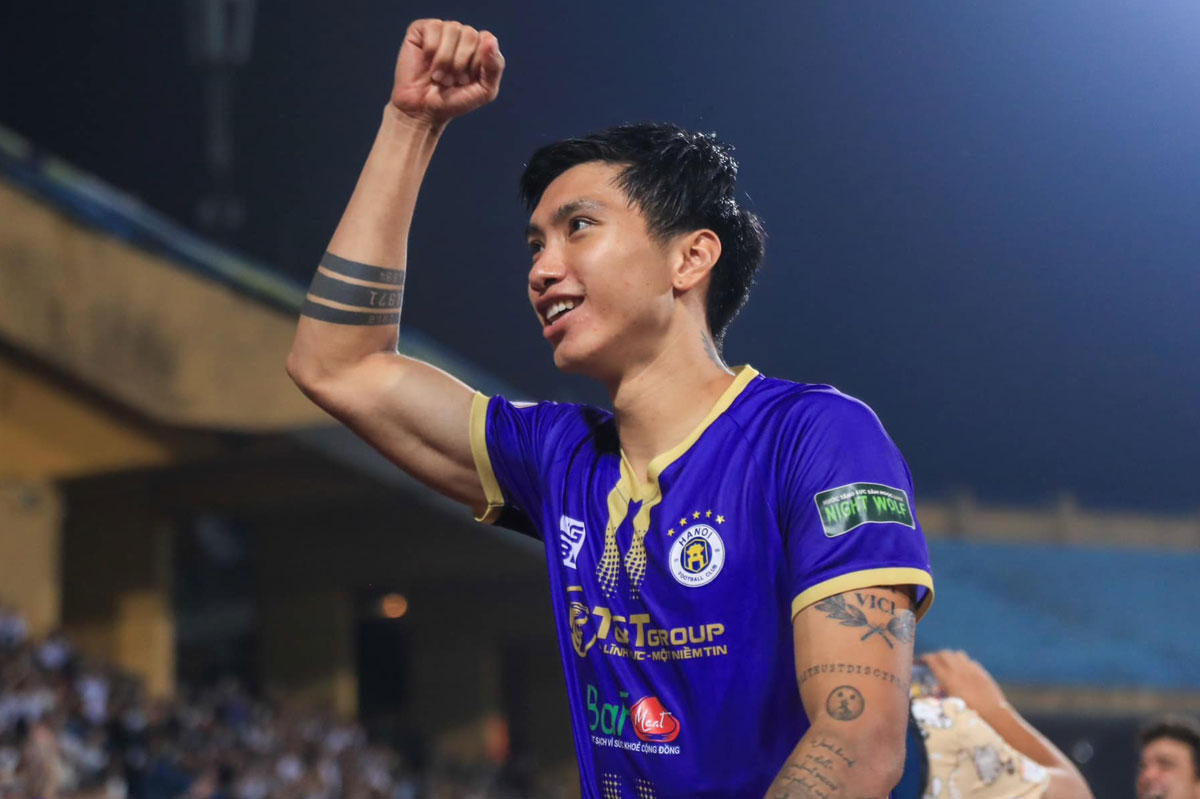 Tin tối (17/12): Văn Hậu chia tay Hà Nội FC, đầu quân cho tân binh V.League 2023 - Ảnh 1.