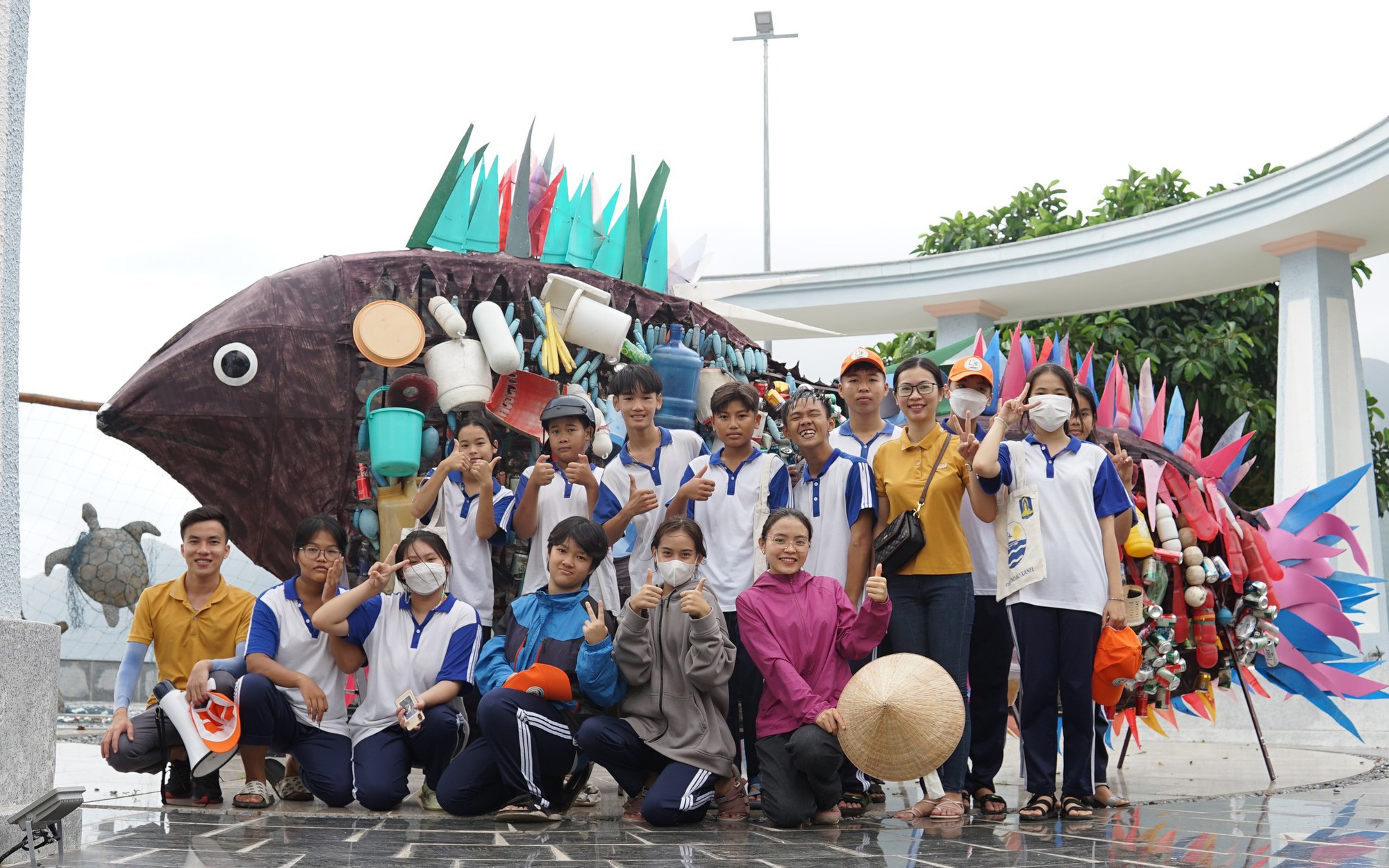 Bà Rịa - Vũng Tàu: Chung tay bảo vệ biển, tặng hàng nghìn túi vải cho du khách để cổ động cho môi trường xanh
