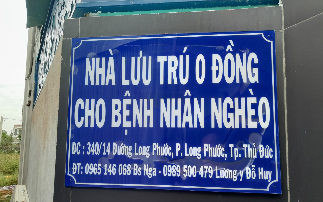 Hai vợ chồng làm nghề y, bỏ tiền tỷ xây nhà lưu trú 0 đồng cho bệnh nhân nghèo 