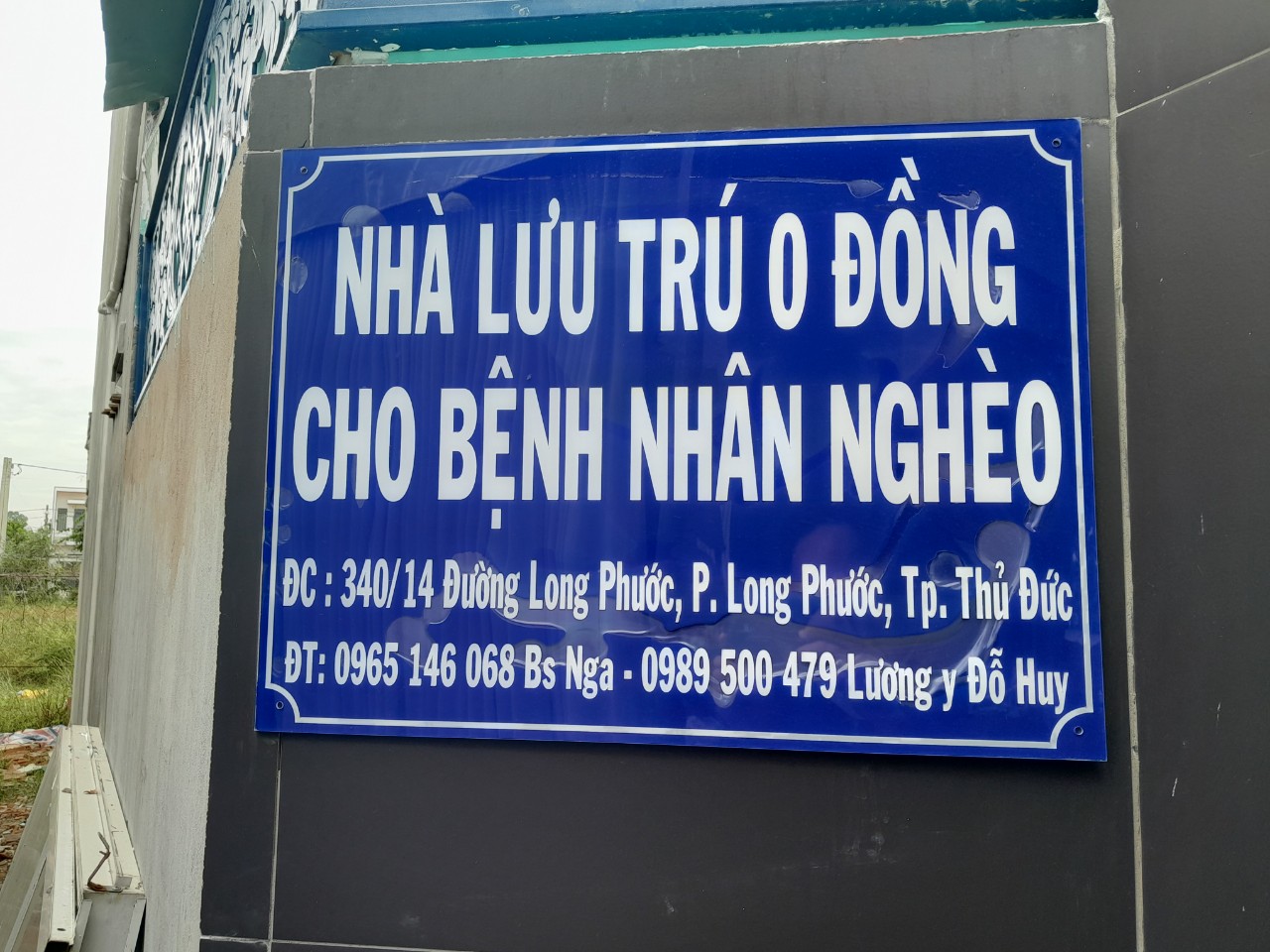 Hai vợ chồng làm nghề y, bỏ tiền tỷ xây nhà lưu trú 0 đồng cho bệnh nhân nghèo  - Ảnh 1.