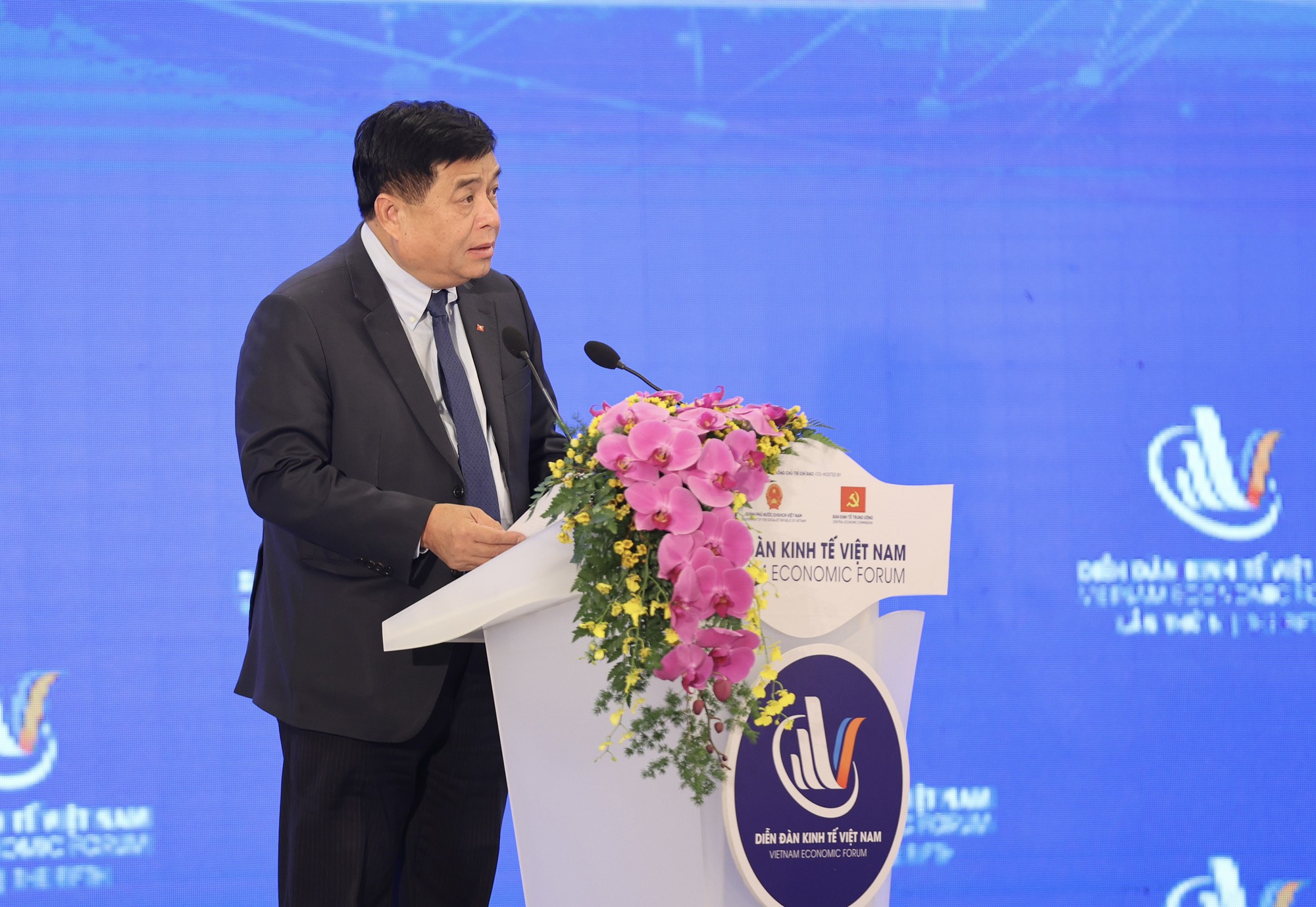 Trưởng Ban Kinh tế Trung ương: Việt Nam khẳng định được nội lực khi kinh tế hồi phục, tăng trưởng mạnh mẽ - Ảnh 4.