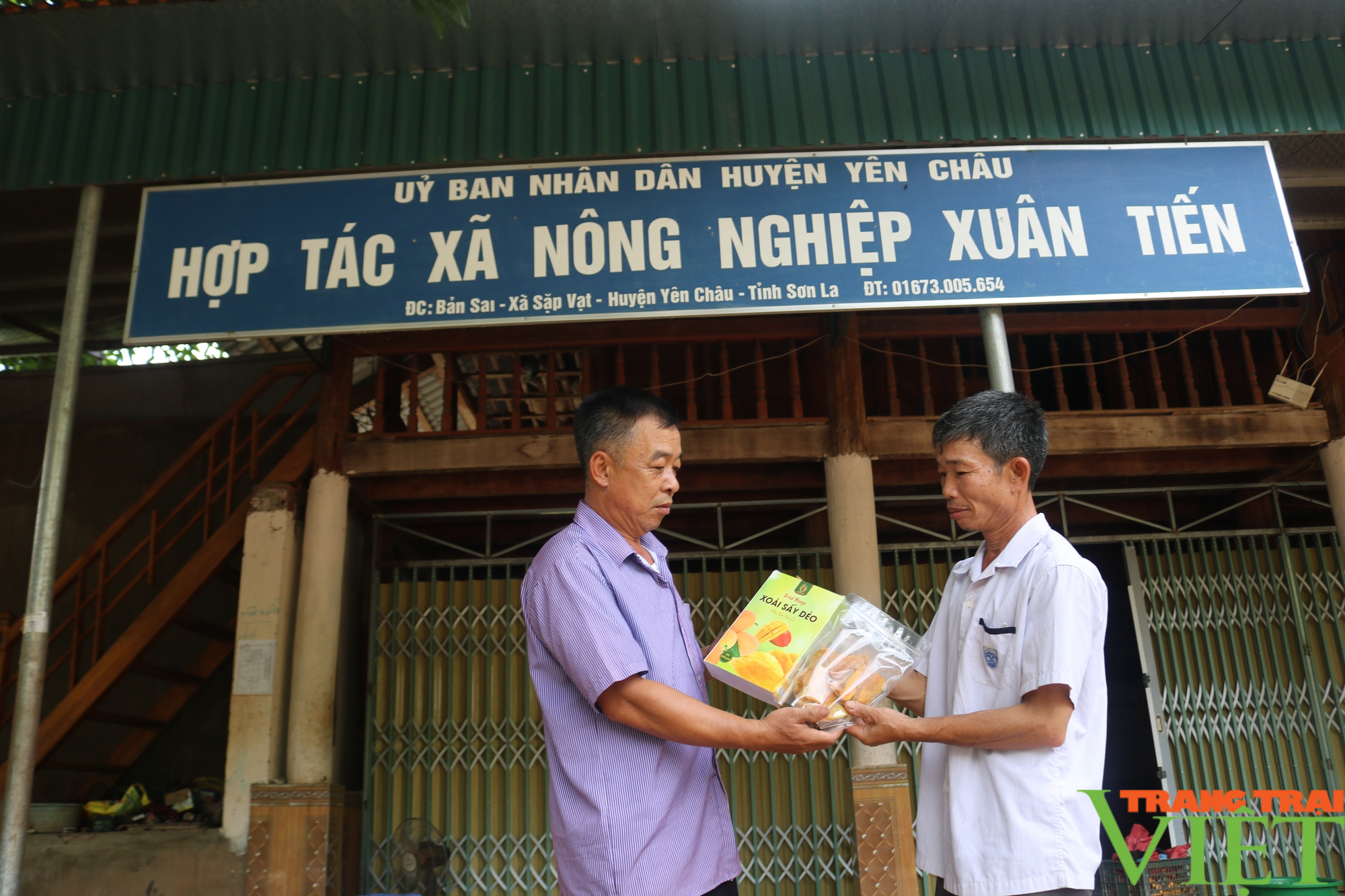 Giám đốc HTX ở Sơn La làm giàu từ trồng cây ăn quả - Ảnh 6.