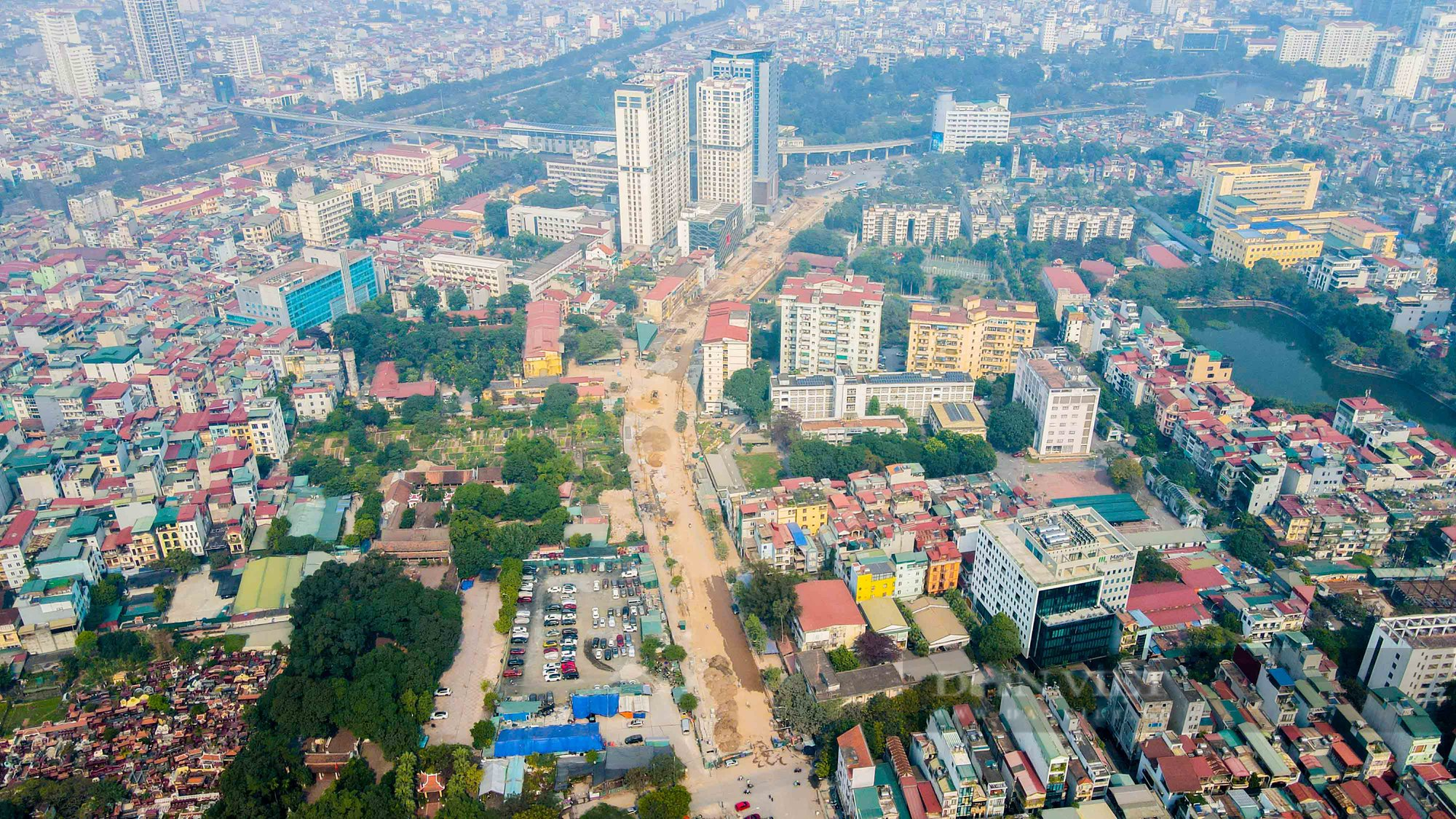Hiện trạng tuyến đường Huỳnh Thúc Kháng trước khi thông xe - Ảnh 1.