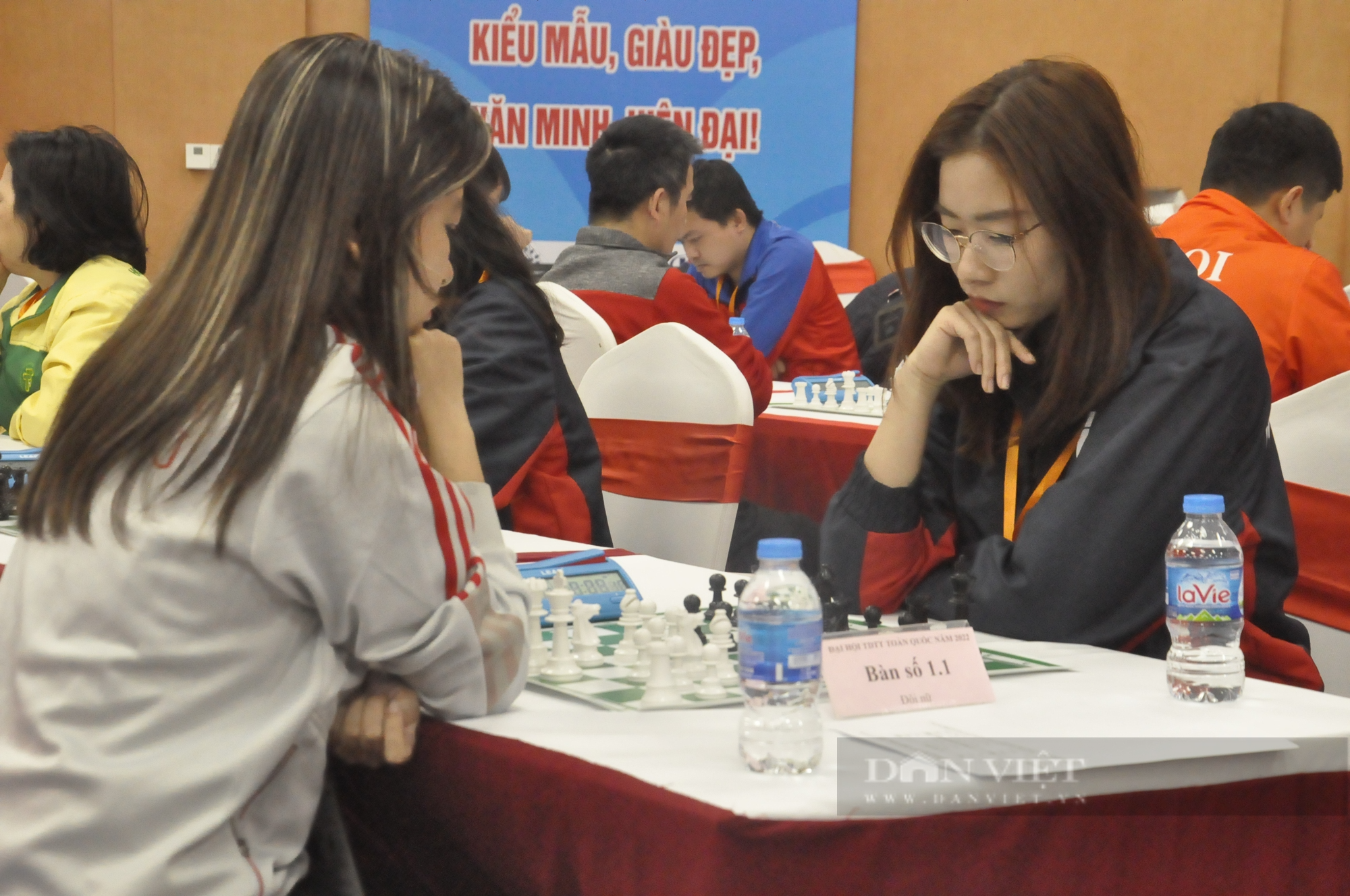 Khép lại cuộc tranh tài giữa các kỳ thủ cờ vua tại Đại hội thể thao toàn quốc - Ảnh 2.