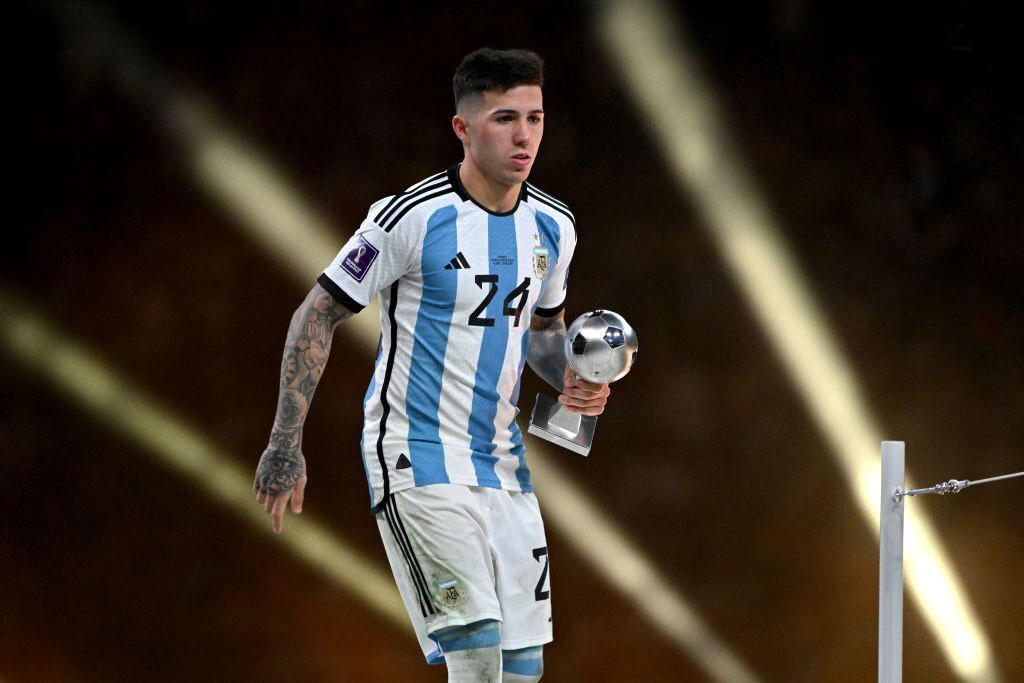 Enzo Fernandez - Từ “kẻ đóng thế” đến công thần trong chức vô địch World Cup 2022 của Argentina - Ảnh 1.