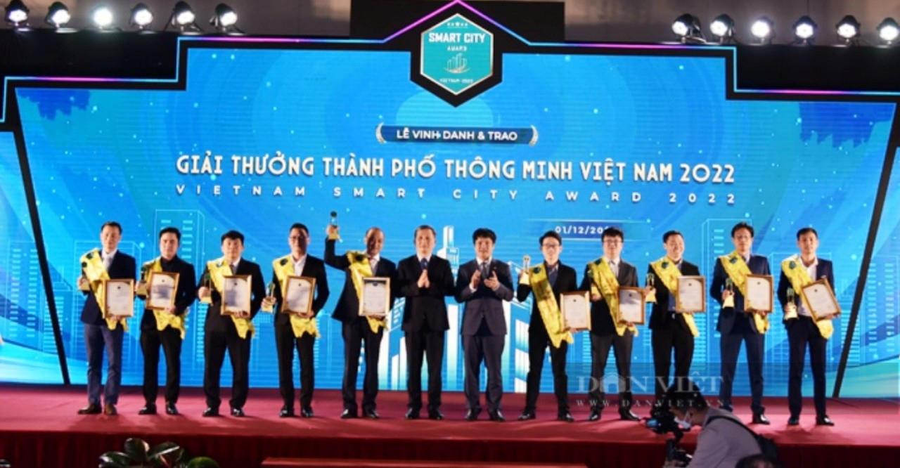 Vinh danh 43 đô thị và giải pháp công nghệ số đoạt giải Thành phố thông minh Việt Nam 2022 - Ảnh 1.