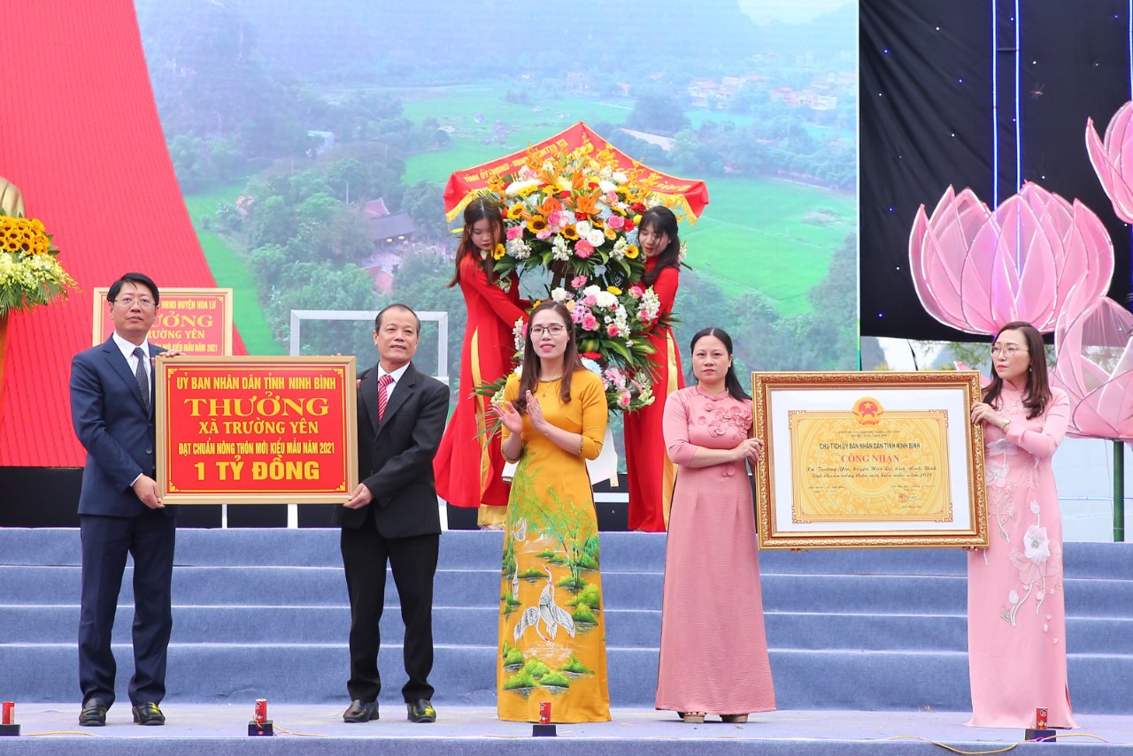 Xã nông thôn mới kiểu mẫu tại Ninh Bình thu nhập hơn 70 triệu đồng/người/năm - Ảnh 1.