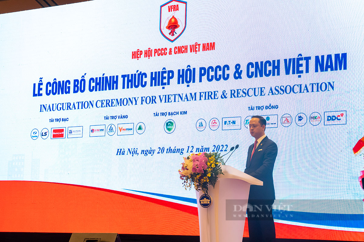 Hiệp hội Phòng cháy, chữa cháy và cứu nạn, cứu hộ Việt Nam chính thức đi vào hoạt đồng - Ảnh 1.