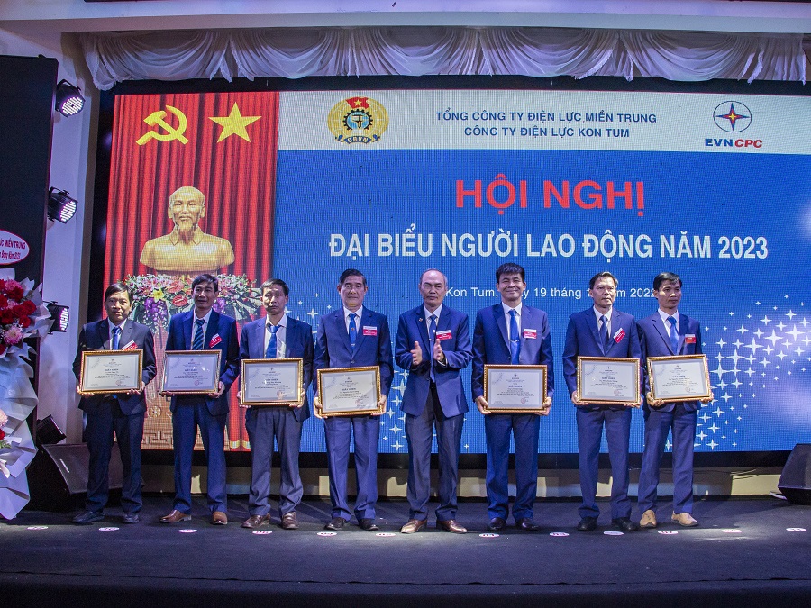 PC Kon Tum: Dành hơn 1,6 tỷ đồng cho công tác an sinh xã hội trong năm 2022 - Ảnh 5.