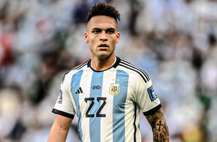 Messi khổ sở vì “báo thủ” Lautaro Martinez như thế nào tại World Cup 2022? - Ảnh 1.