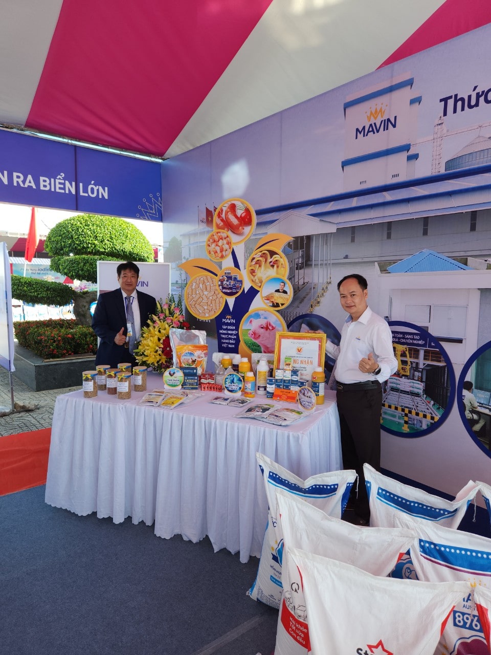 Tập đoàn Mavin đồng hành cùng Lễ hội cá tra Hồng Ngự - Đồng Tháp năm 2022 - Ảnh 3.