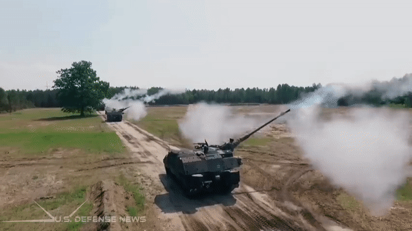 Hơn một nửa pháo tự hành mạnh nhất thế giới của Đức không thể hoạt động - Ảnh 12.