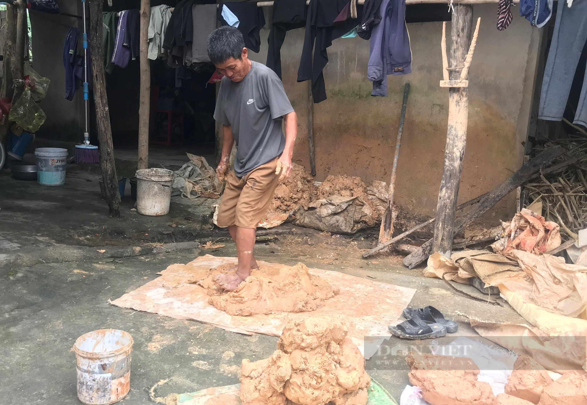 Làng nghề nồi đất cổ ở xứ Nghệ với cách quảng bá thương hiệu siêu độc, lạ khiến mạng xã hội dậy sóng - Ảnh 4.