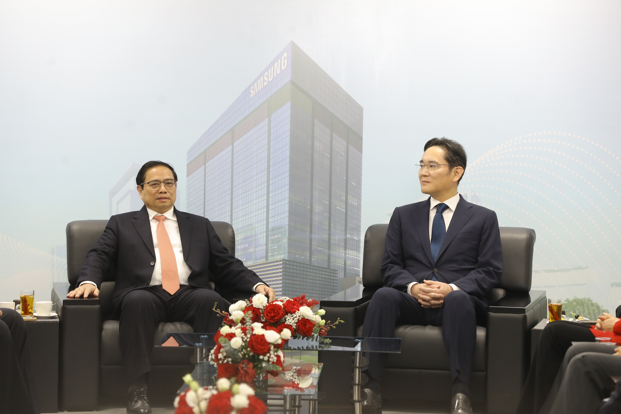 Thủ tướng: Mong Samsung sớm sản xuất chip tại Việt Nam vào tháng 7/2023 - Ảnh 3.